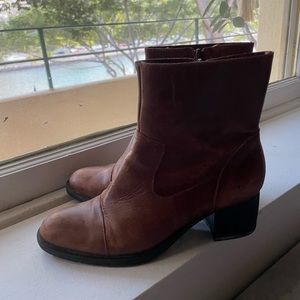 Naturalizer Brown Leather Boots